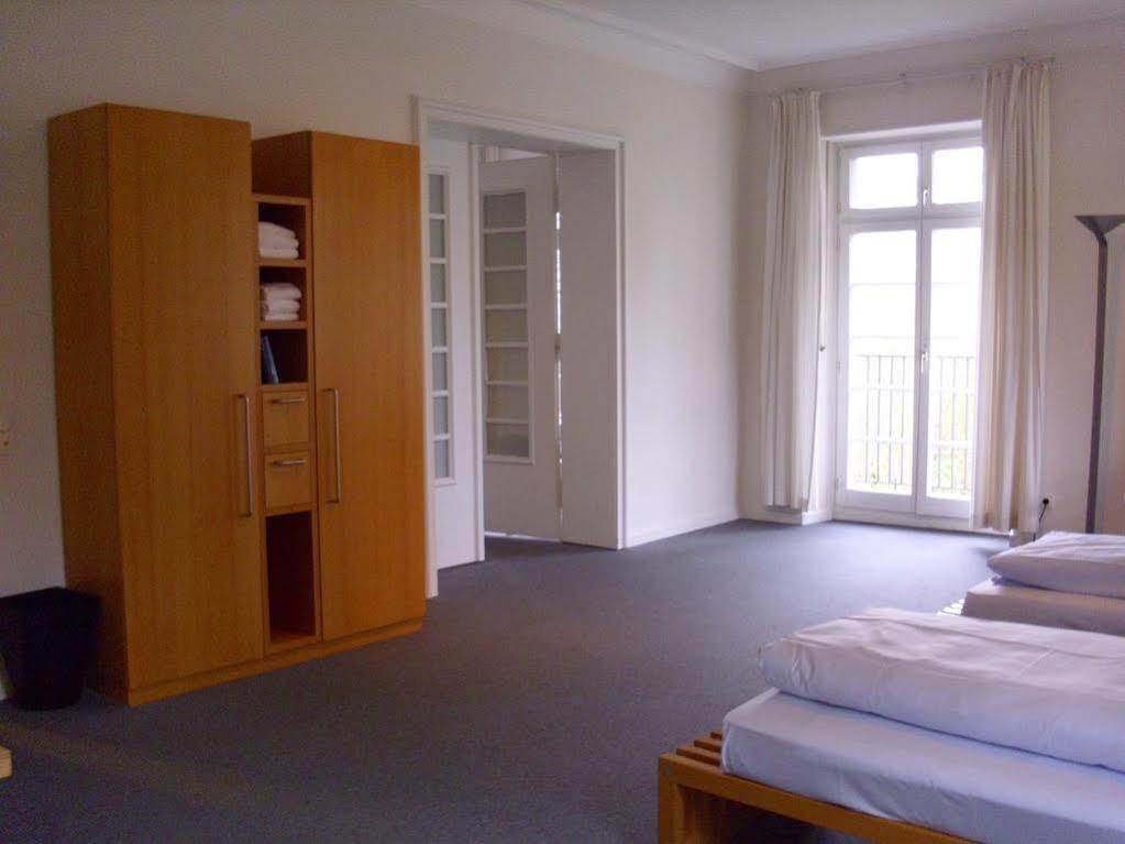 Robert-Schuman-Haus Hotel Trier Luaran gambar