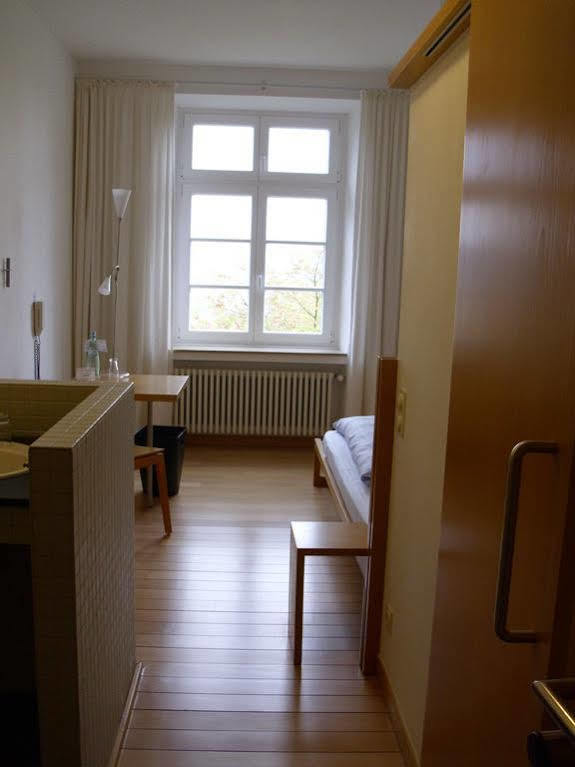Robert-Schuman-Haus Hotel Trier Luaran gambar