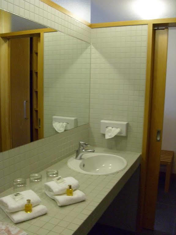 Robert-Schuman-Haus Hotel Trier Luaran gambar